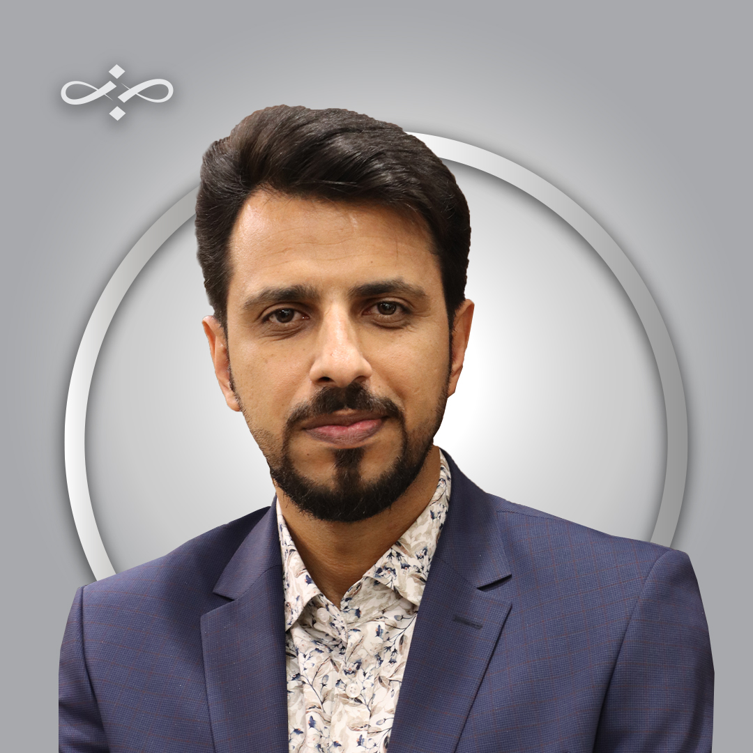 دکتر سیامک پاکباز